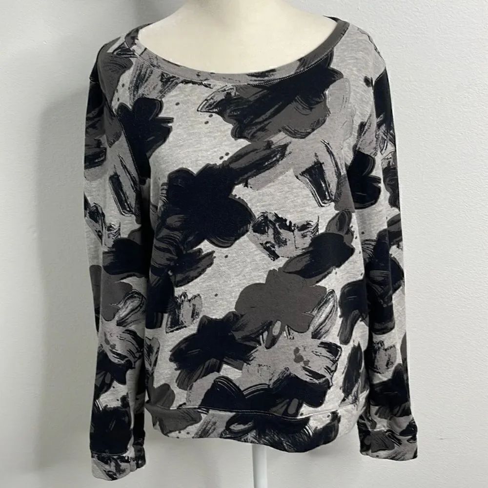 H&M cotton sweatshirt. Size Small.